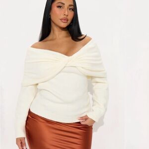 Fashion Nova Cream Off-the-Shoulder Twist Sweater | NEVER WORN